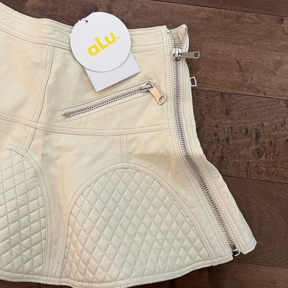 White Faux Leather Mini Skirt - Picture 2 of 2